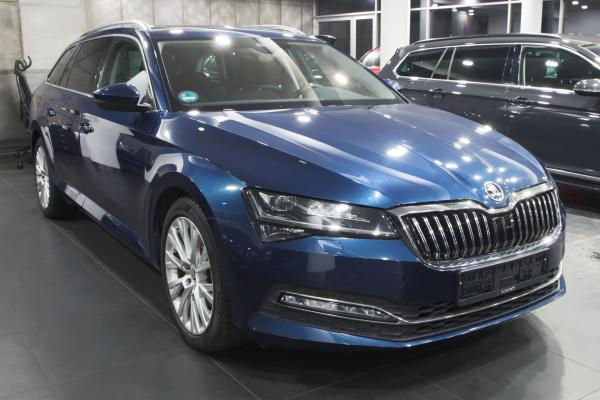 Škoda Superb 3 Combi Style 2.0 TDI 110kW DSG / Facelift 2020 / Matrix Led / ALU 18''