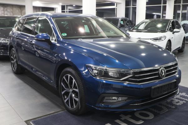 Volkswagen Passat B8 Variant Business 2.0 TDI 110kW DSG / Facelift 2020 / Webasto / Matrix Led / ALU 17''+ ALU 16''