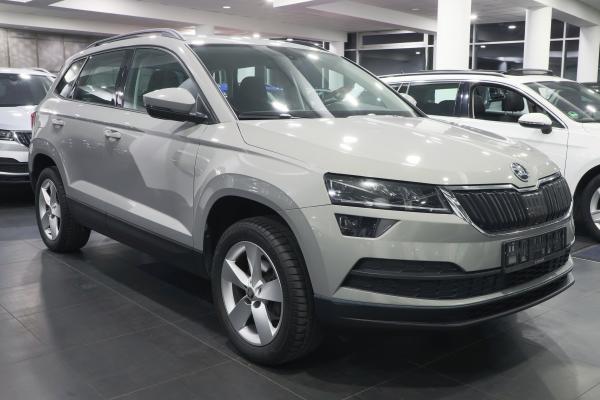 Škoda Karoq 1.6 TDI 85kW / ALU 17"