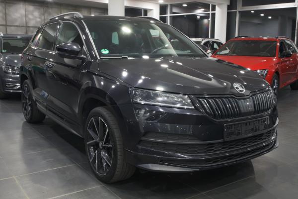 Škoda Karoq 2.0 TDI 140kW 4x4 DSG Sportline / ALU 19''