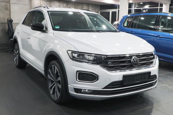 Volkswagen T-Roc 2.0 TDI 110kW DSG R-Line / Virtual cockpit / ALU 19''