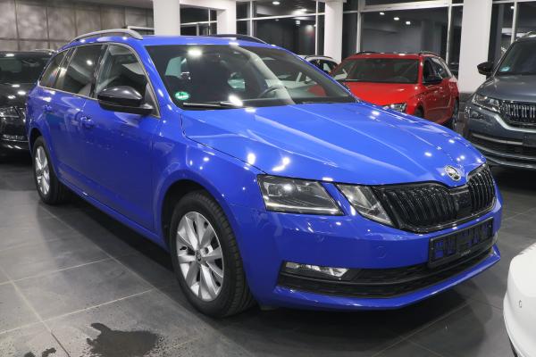 Škoda Octavia 3 Combi Style 2.0 TDI 110kW DSG / ALU 16" / Facelift