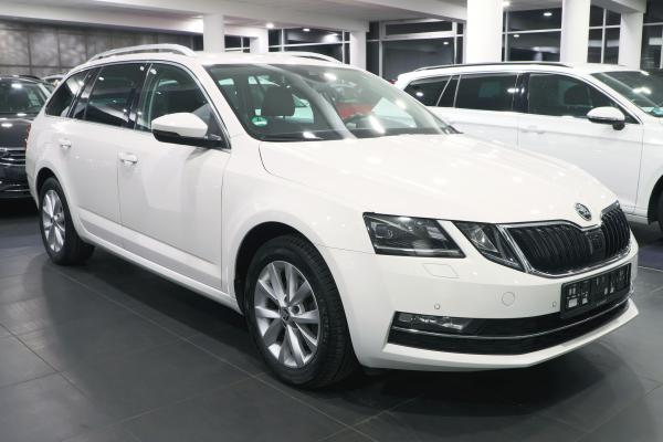 Škoda Octavia 3 Combi Style 2.0 TDI 110kW DSG / ALU 16" / Facelift