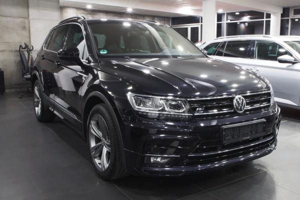 Volkswagen Tiguan Comfortline 1.4 TSI 110kW DSG R-Line / Webasto / ALU 19''