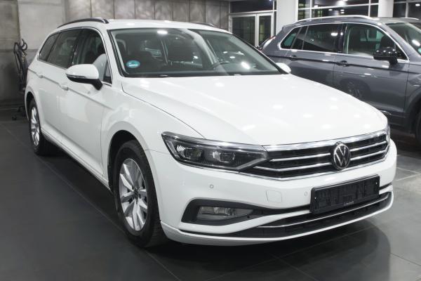 Volkswagen Passat B8 Variant Business 2.0 TDI 110kW DSG / Facelift 2020 / Matrix led / Virtual cockpit / ALU 16''