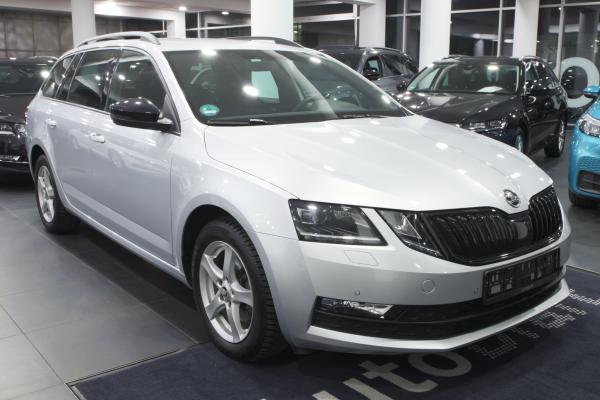 Škoda Octavia 3 Combi 2.0 TDI 110kW DSG / Facelift