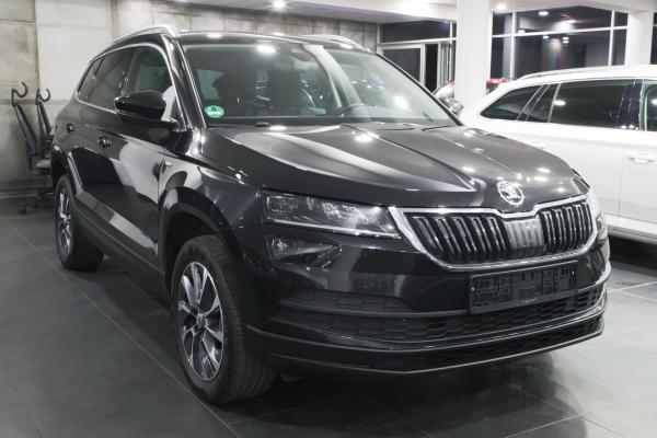 Škoda Karoq 2.0 TDI 110kW 4x4 DSG / Virtual Cockpit / ALU 17''