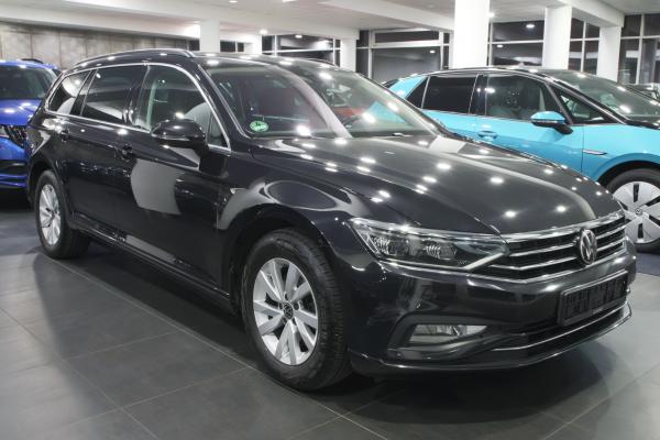 Volkswagen Passat B8 Variant Business 2.0 TDI 110kW DSG / Facelift 2020 / Webasto / Virtual cockpit / Matrix Led / ALU 16"