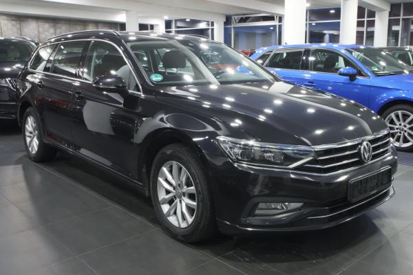 Volkswagen Passat B8 Variant Business 2.0 TDI 110kW DSG / Facelift 2020 / Virtual cockpit / ALU 16''