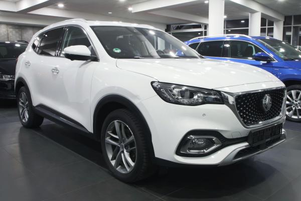 MG EHS PHEV Luxury 1.5 119kW AUT. / Virtual cockpit / ALU 18''