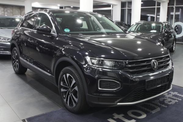 Volkswagen T-Roc 2.0 TDI 110kW DSG / Webasto / ALU 17''