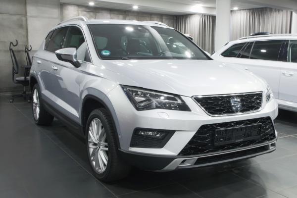 Seat Ateca Xcellence 2.0 TDI 110kW DSG / ALU 18''+ ALU 16''