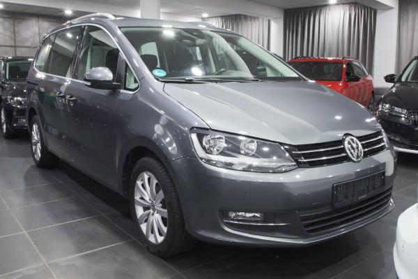 Volkswagen Sharan Highline 2.0 TDI 110kW / Webasto / ALU 17''+ ALU 16''