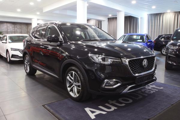 MG EHS PHEV Luxury 1.5 190kW AUT. / Virtual cockpit / ALU 18''