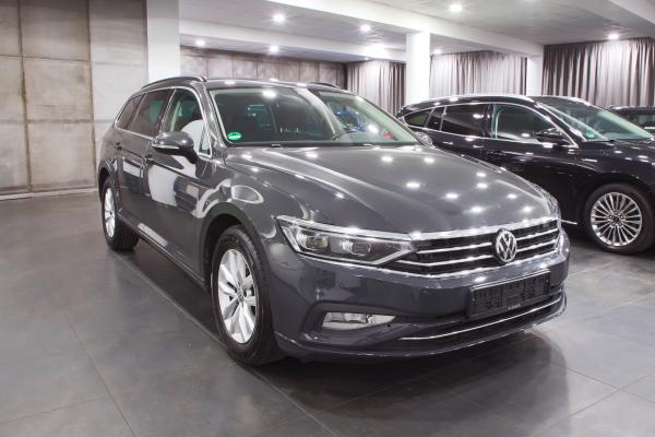 Volkswagen Passat B8 Variant Business 2.0 TDI 110kW DSG / Facelift 2020 / Matrix Led / Virtual cockpit / ALU 16''