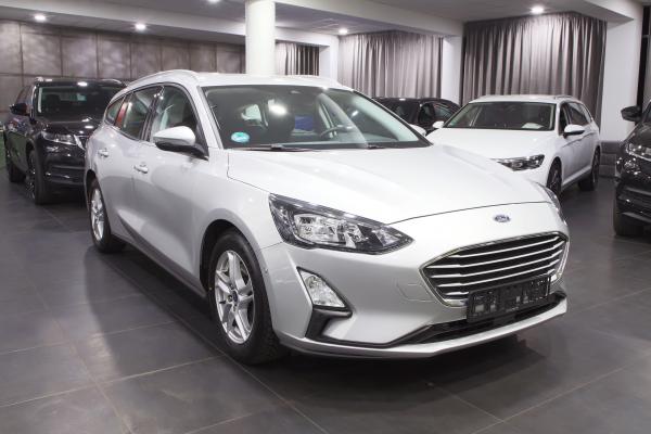 Ford Focus Turnier Cool & Connect 1.5 88kW / Webasto / ALU 16''