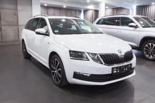 Škoda Octavia 3 Combi 2.0 TDI 110kW DSG / ALU 17''