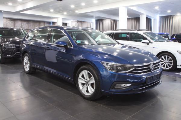 Volkswagen Passat B8 Variant Business 2.0 TDI 147kW DSG / Facelift 2020 / Matrix Led / ALU 17''+ ALU 16''