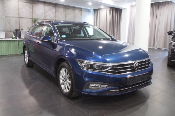 Volkswagen Passat B8 Variant Business 2.0 TDI 110kW DSG / Facelift 2020 / Matrix Led / 2x sada ALU 16''