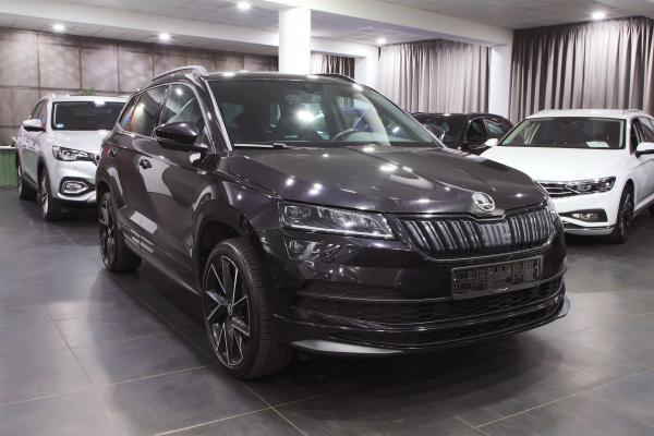 Škoda Karoq 2.0 TDI 110kW 4x4 DSG Sportline / ALU 19'' Vega + ALU 17''