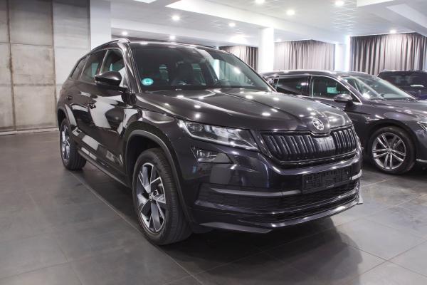 Škoda Kodiaq 2.0 TDI 147kW 4x4 DSG Sportline  / Webasto / ALU 19''+ ALU 17''