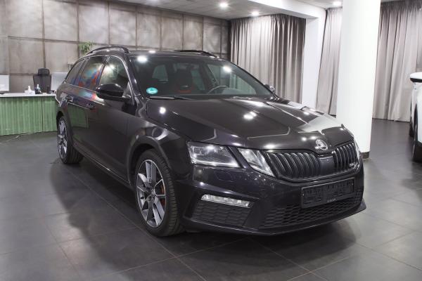 Škoda Octavia 3 Combi RS 2.0 TDI 135kW 4x4 DSG / Virtual Cockpit / ALU 18''