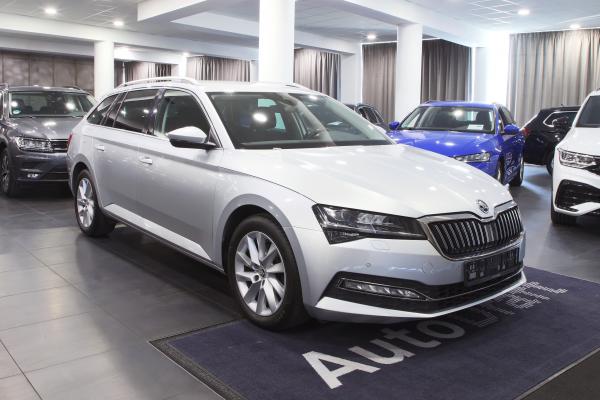 Škoda Superb 3 Combi Style 2.0 TDI 140kW DSG / Facelift 2020 / Matrix Led / ALU 17''