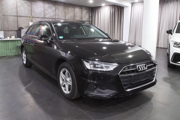 Audi A4 Avant 2.0 TDI 120kW AUT. / 2x sada ALU 16''