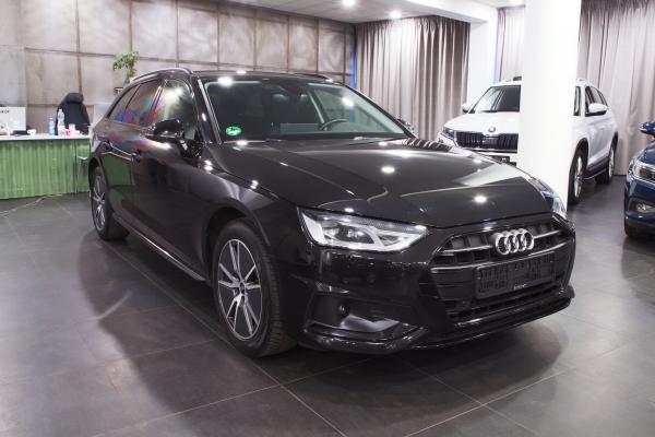 Audi A4 Avant advanced 30 TDI 110kW S-tronic / ALU 17''+ zimní pneu