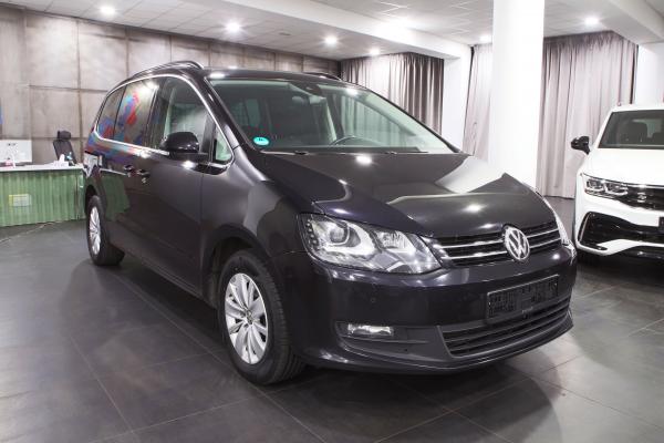 Volkswagen Sharan Comfortline 2.0 TDI 110kW DSG / Webasto / ALU 16''+ zimní sada