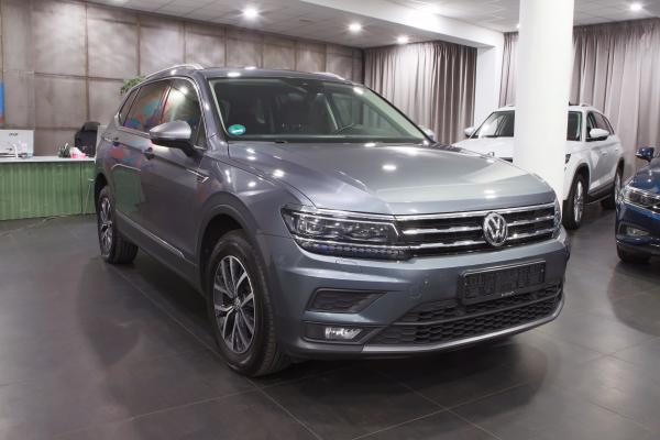 Volkswagen Tiguan Allspace Comfortline 2.0 TDI 110kW DSG / Webasto / Virtual Cockpit / 2x sada ALU 17''