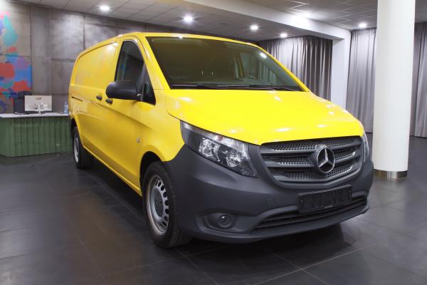 Mercedes-Benz Vito 2.1CDI 120kW 7G Automat / Přídavné topení / Užitkový