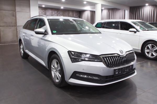 Škoda Superb 3 Combi 2.0 TDI 110kW DSG / Facelift 2020 / Matrix Led / 2x sada ALU 16''