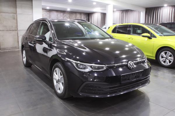 Volkswagen Golf 8 Variant Life 2.0 TDI 110kW DSG / Virtual cockpit / ALU 16''