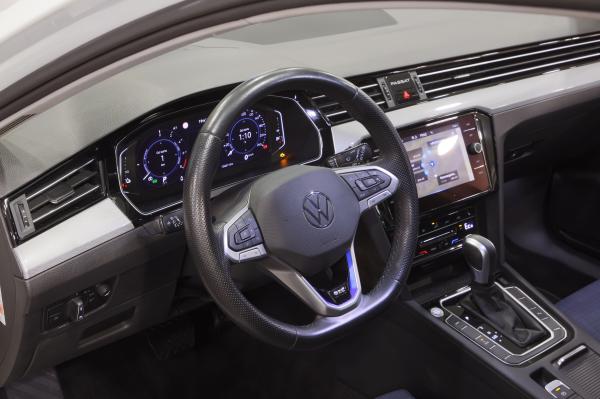 Volkswagen Passat B8 Variant GTE 1.4 TSI 160kW DSG / ALU 17''+ zimní sada - 3
