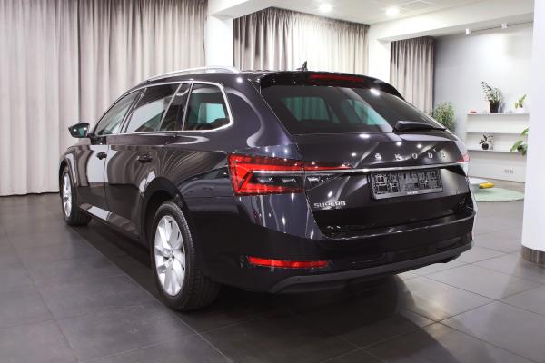 Škoda Superb 3 Combi Style 2.0 TDI 140kW DSG / Facelift / Matrix Led / ALU 17'' - 2