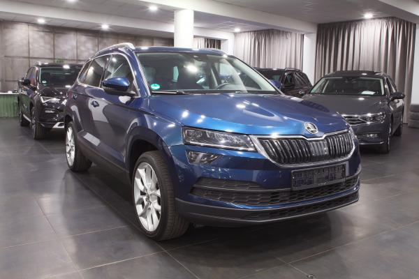 Škoda Karoq Style 4x4 2.0 TDI 110kW DSG / ALU 19''+ ALU 16''