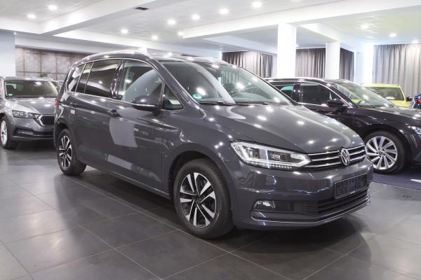 Volkswagen Touran 2.0 TDI 110kW DSG / ALU 16''+ zimní sada