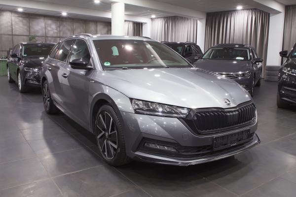 Škoda Octavia 4 Combi 2.0 TDI 110kW DSG Sportline / Virtual cockpit / ALU 18''+ zimní sada