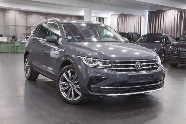Volkswagen Tiguan Elegance 4Motion 2.0 TDI 147kW 4x4 DSG / Facelift / Virtual Cockpit / ALU 20''+ ALU 18''