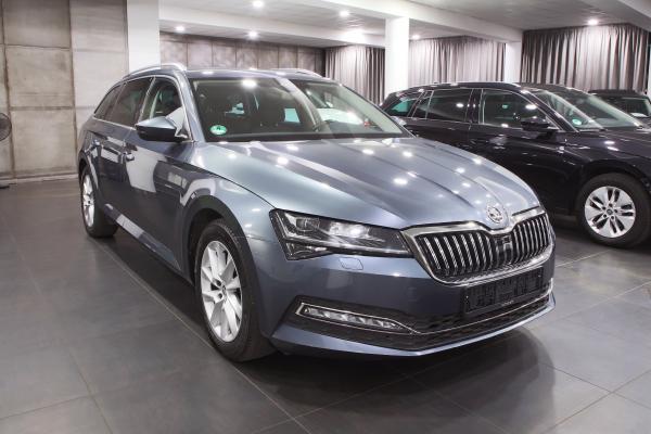 Škoda Superb 3 Combi Style 2.0 TDI 110kW DSG / Facelift / Matrix Led / ALU 16''