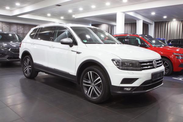 Volkswagen Tiguan Allspace Highline 4Motion 2.0 TDI 147kW 4x4 DSG / Virtual Cockpit / ALU 19''