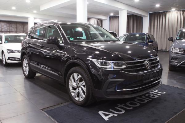 Volkswagen Tiguan 4Motion 2.0 TDI 110kW 4x4 DSG / Facelift / Virtual Cockpit / 2x sada ALU 18''