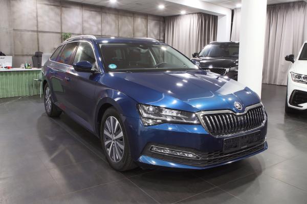 Škoda Superb 3 Combi Style 2.0 TDI 110kW DSG / Facelift / ALU 17''