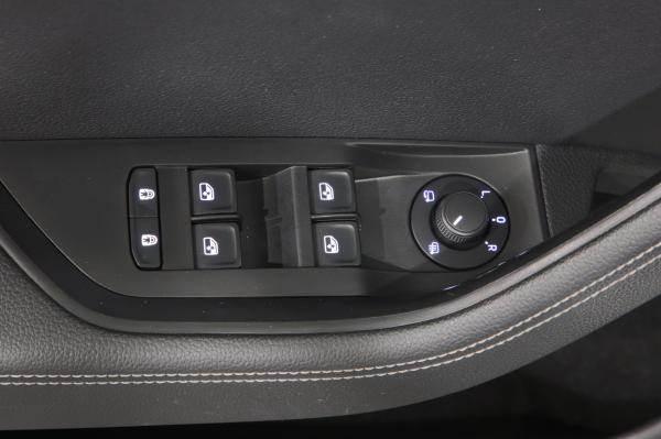 13889-img-1311-jpg-KET6Pk.jpg