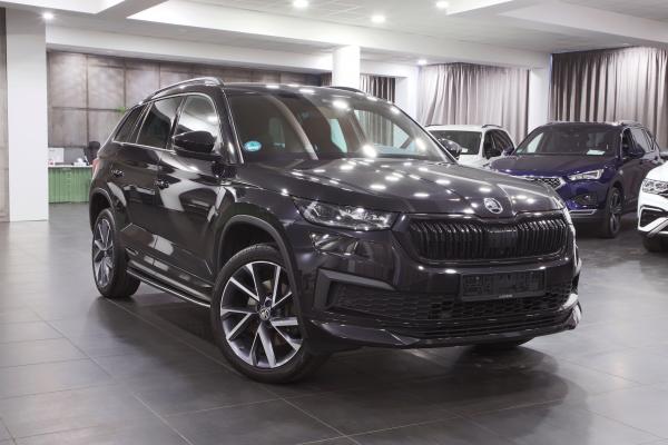 Škoda Kodiaq 2.0 TDI 147kW 4x4 DSG Sportline / Facelift / Virtual cockpit / ALU 20''