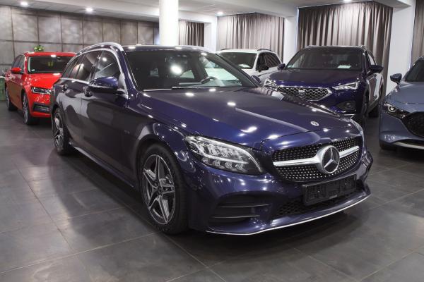 Mercedes-Benz C 300e AMG 235kW 9G-Tronic / Premium Sound System / AMG ext+int / ALU 18''+ ALU 17''