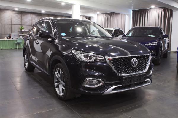 MG EHS PHEV Luxury 1.5 190kW AUT. / Virtual cockpit / ALU 18''