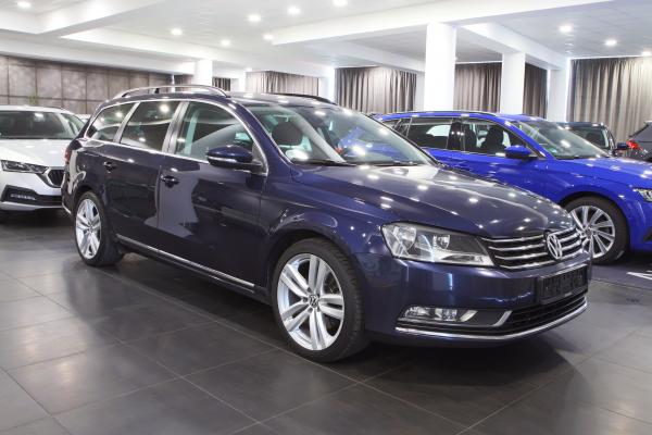 Volkswagen Passat B7 2.0 TDI 103kW DSG / Webasto / ALU 18''