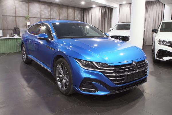 Volkswagen Arteon Shooting Brake 1.4 TSI E-Hybrid 150kW DSG R-Line  / Virtual Cockpit / Webasto / ALU 18'' + ALU 17''